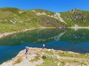 18 Lago Moro (2235 m) in alto Passo e Cima di Valcervia (2370 m)